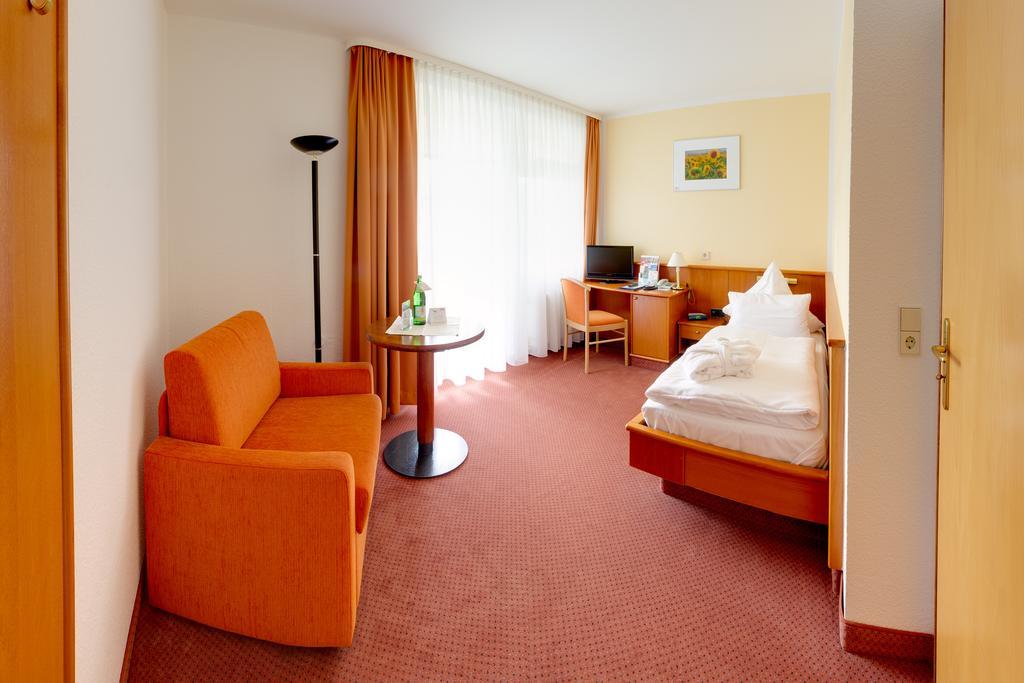 Vitalhotel Weisse Elster Бад-Эльстер Экстерьер фото